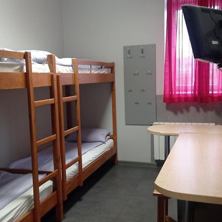 Hostel Siennicka Warsaw Ngoại thất bức ảnh
