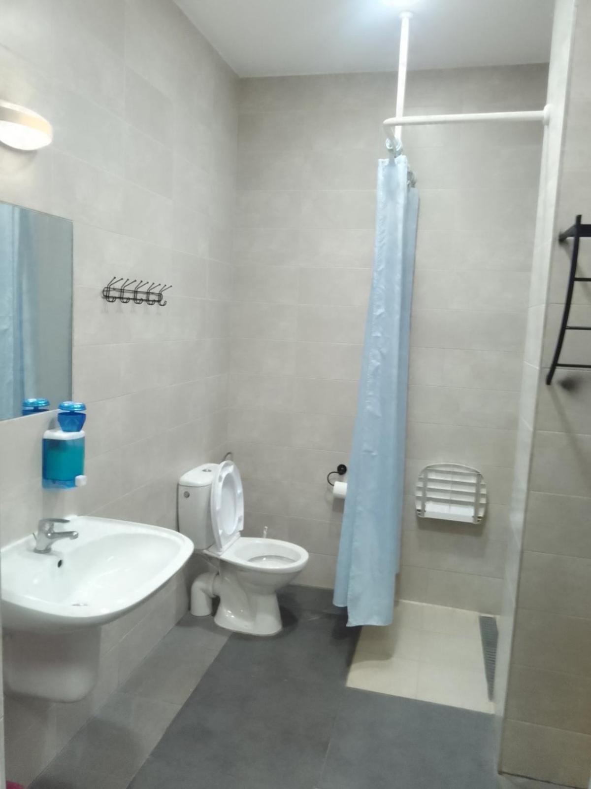 Hostel Siennicka Warsaw Ngoại thất bức ảnh