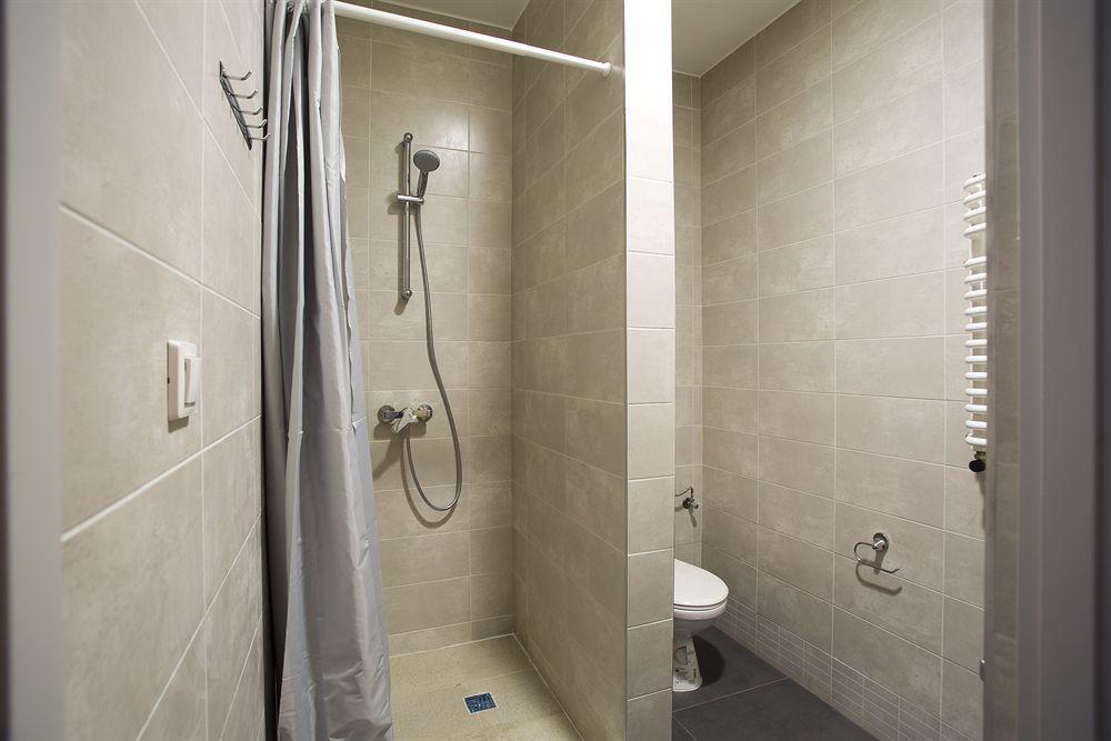 Hostel Siennicka Warsaw Ngoại thất bức ảnh